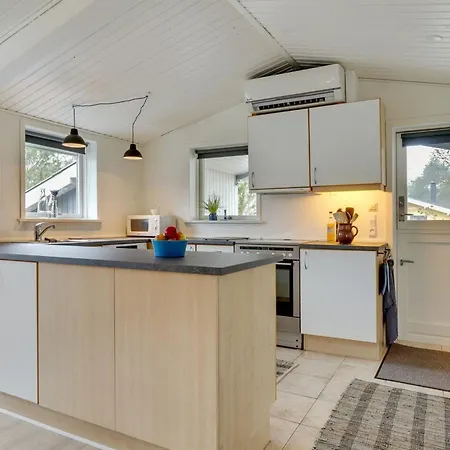 Ljupka - 1km From The Sea By Interhome Feriehus